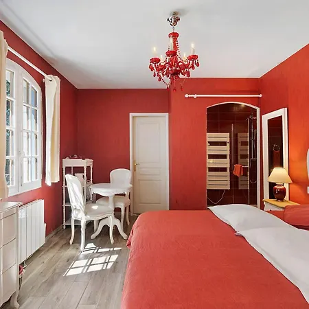 Bed & Breakfast La Table De Pierre - D'hote 3*